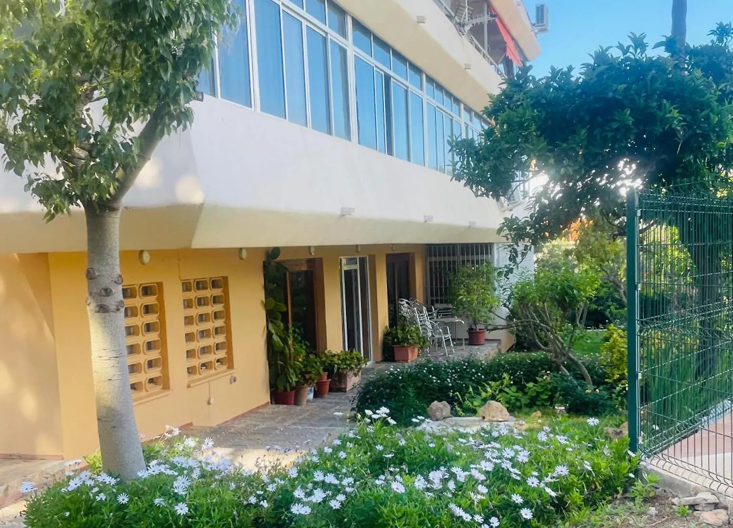 Estudio Nuevo Y Con Piscina Benalmadena Hiszpania